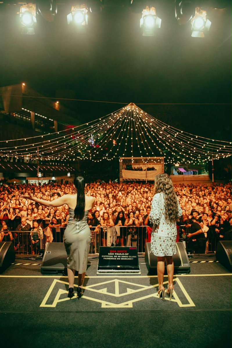 Maraisa's tweet photo. Celebrando os 66 anos do Clube Paineiras do Morumbi com muita alegria e gratidão. Foi uma honra ver o público comemorando com tanta energia e prestigiando o nosso show.♥️🎶 https://t.co/ldt6lq4iIJ
