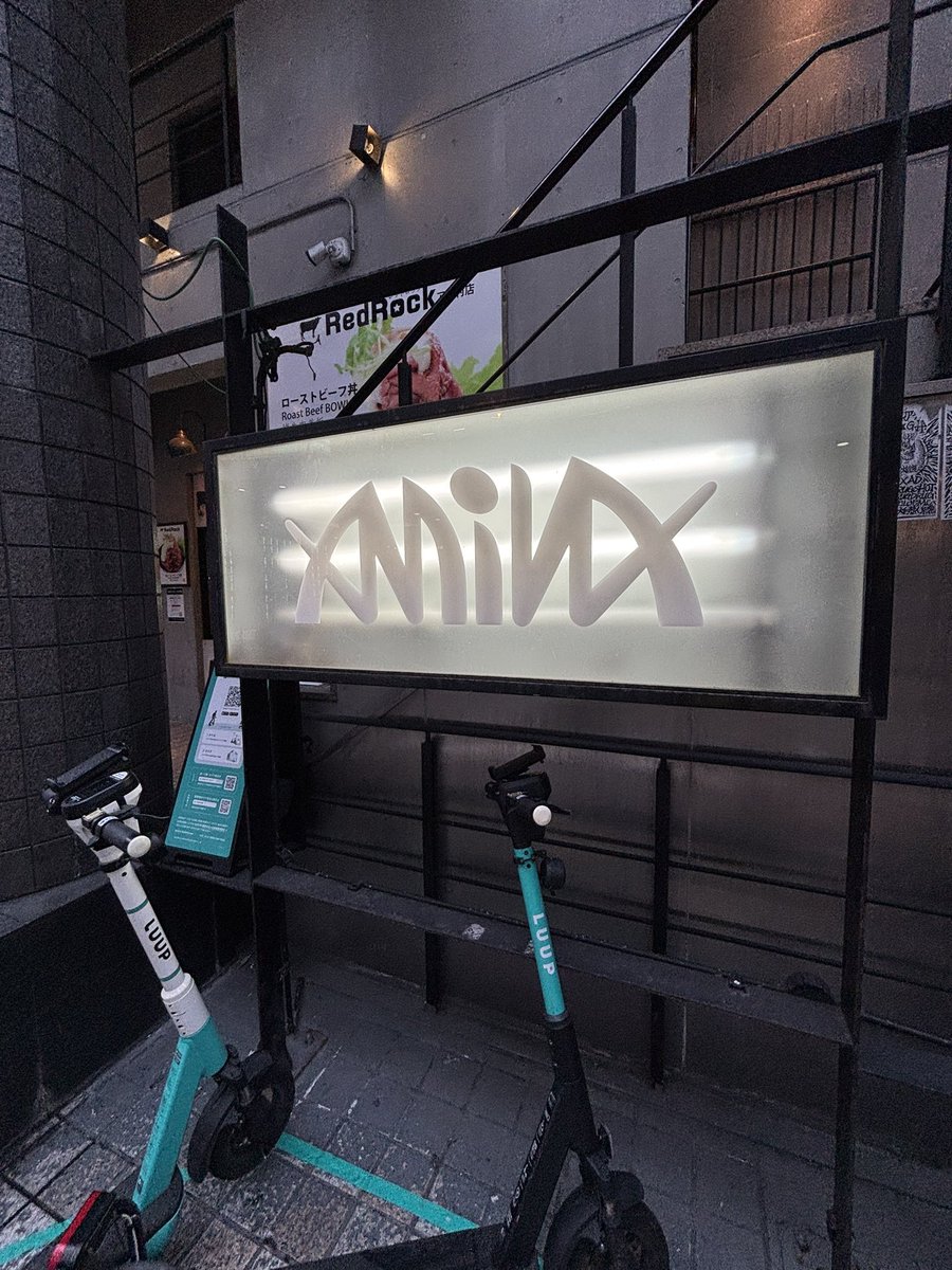 uranom1125's tweet photo. LiNKLiNE主催対バン参戦しました。昨日のカバー聞きたかった。歌ってみたで是非お願いします❣️
#cocolo
#JINKS大阪 https://t.co/KVQ4JIgayK