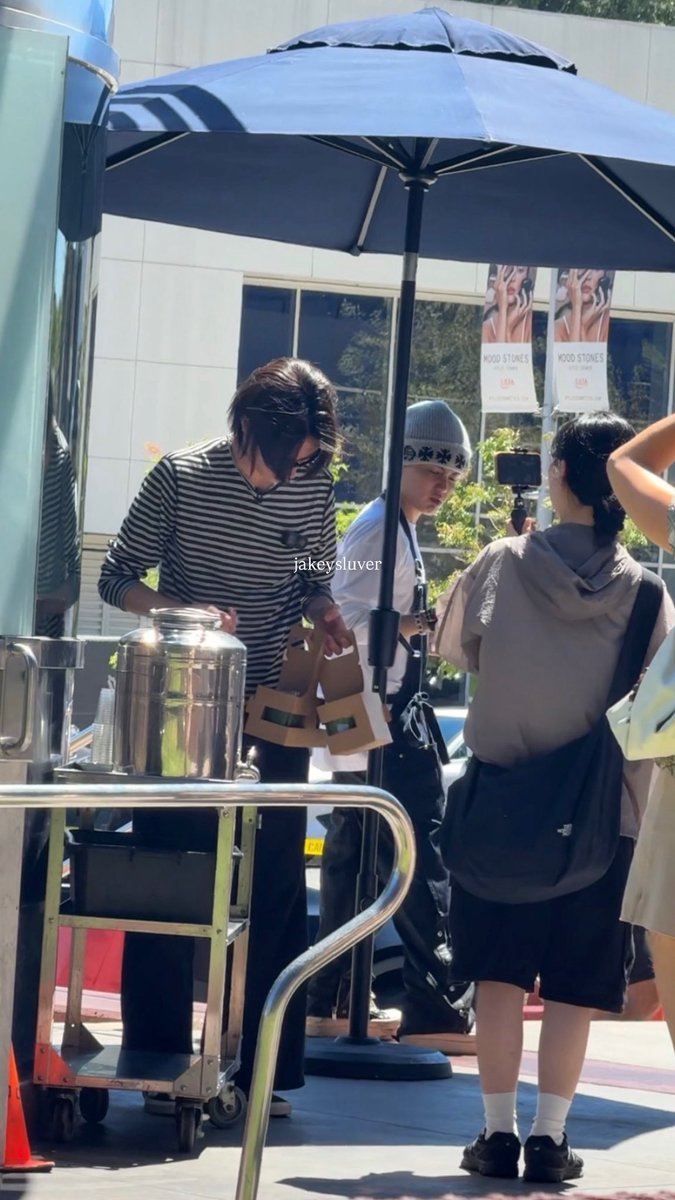 jakeysluver's tweet photo. my friend and i ran into treasure at community goods after seeing nexz at hello82.

at first we didn’t wanna approach them but hyunsuk &amp; yoshi made eye contact w us so we js gave them a welcome to LA &amp; praised them for their kcon performance. 😭 https://t.co/ERXN84yAUY