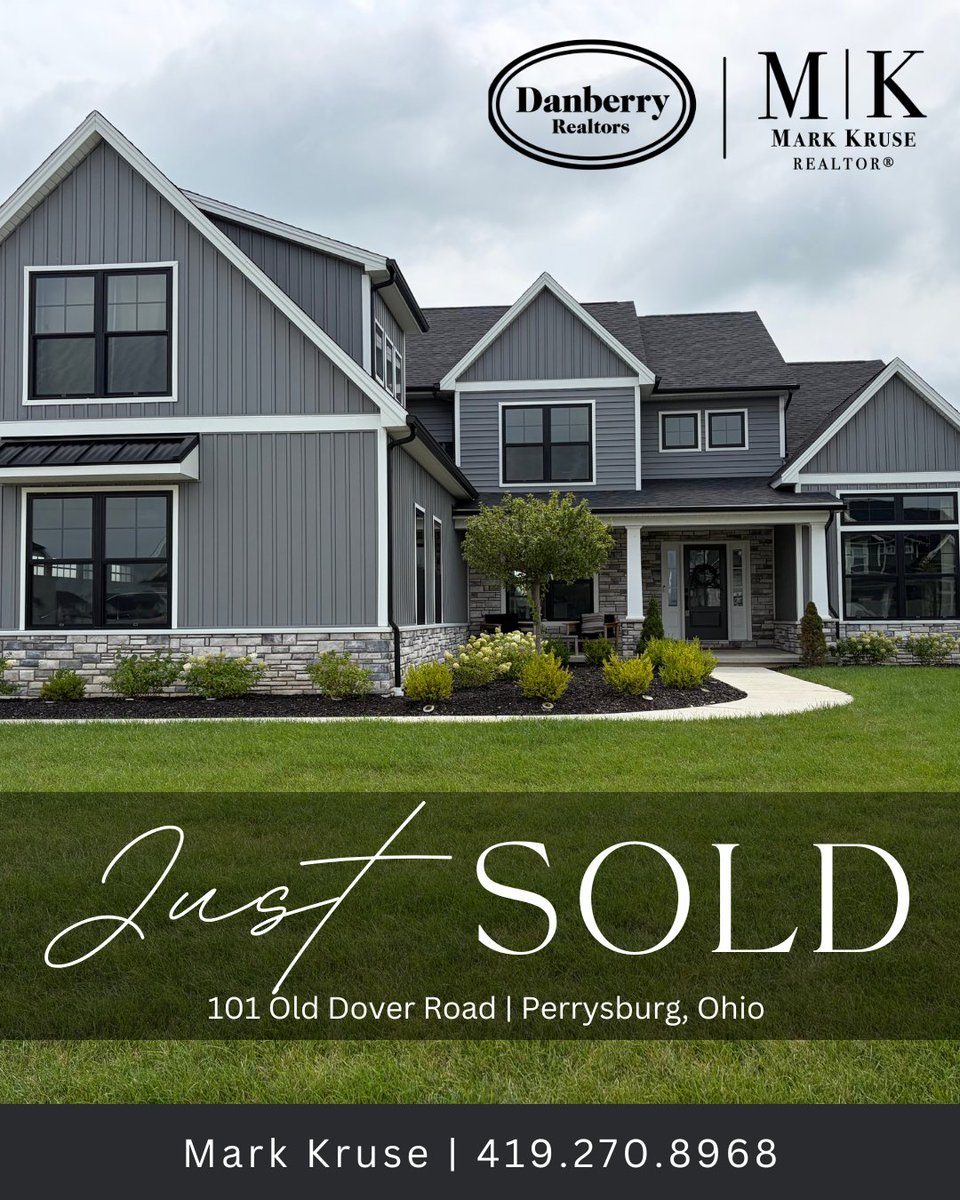MarkKruse77's tweet photo. 𝐽𝑈𝑆𝑇 𝑆𝑂𝐿𝐷
101 Old Dover Road📍 Perrysburg

Extremely delighted to assist this wonderful family in the purchase of this outstanding home. It's wonderful to play a part in bringing outstanding young talent to our community.

📞 (419) 270-8968
✉ markkruse@danberry.com https://t.co/Qf91hMz3AT