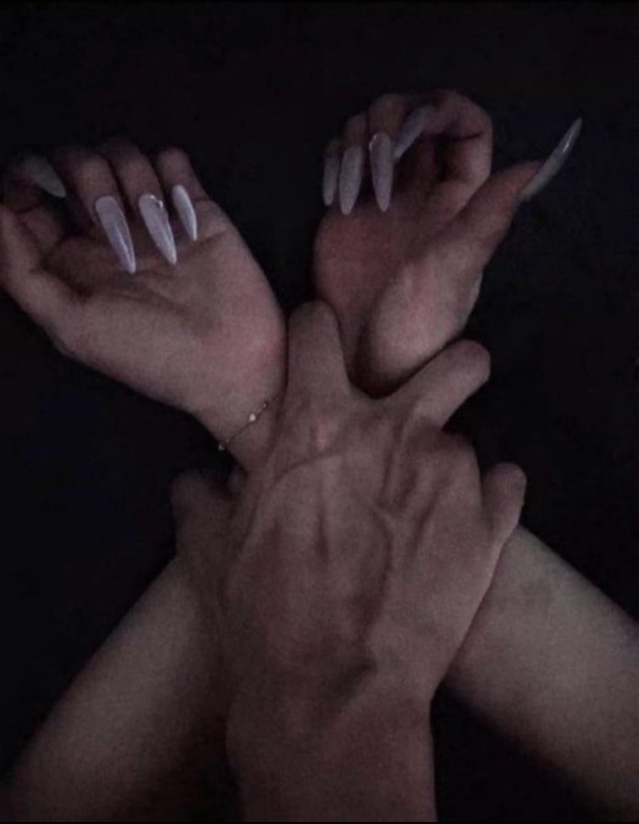 NotYourMommy_3's tweet photo. Imagine watching another guy pin your crush down while you’re completely helpless to do anything about it. 😈

And you’re still going to call yourself her biggest fan? Cute. 🎀

#cuck #cuckold #cuckfantasy #cuckkink #humiliationkink #jealousykink #bullykink #femdom #domme #bratty https://t.co/XclsXikm3x