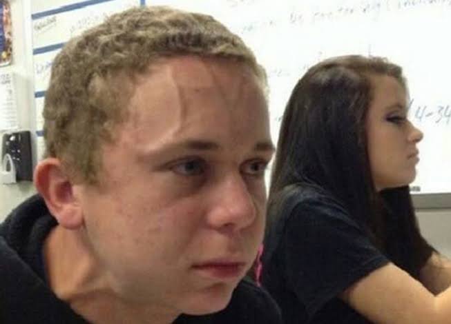 o_sneedy's tweet photo. Lesbians after going 5 minutes without mentioning men https://t.co/u3wXItBvxG