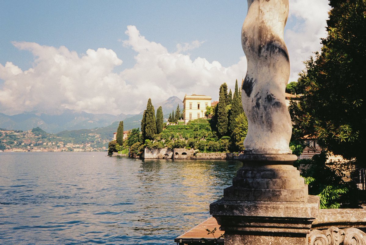 michaelboegl's tweet photo. Lake Como on 35mm film 🎞️ https://t.co/HkhUivoigI