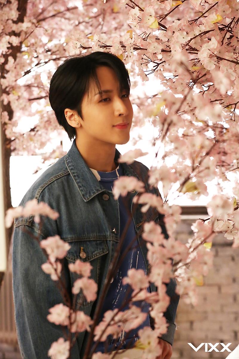 wonsikbot tweet picture