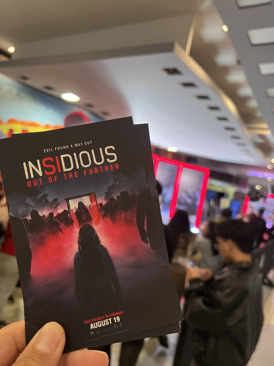 exgangleader's tweet photo. Watched Insidious special screening instead of Cinemalaya kasi yucks talaga Filipino films na pa ulit ulit nalang https://t.co/1WKRSvQ3F9