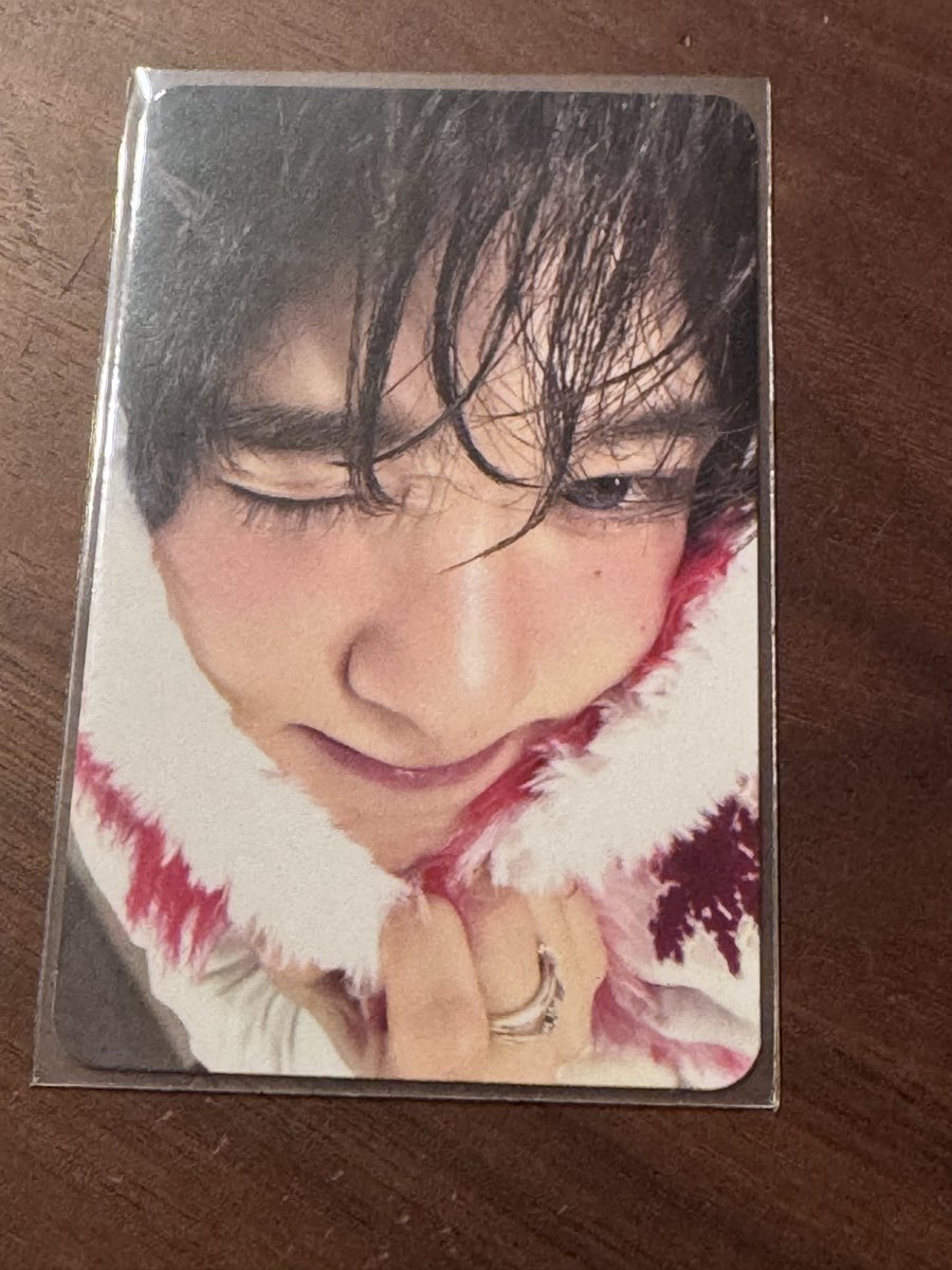 y____knt_'s tweet photo. @pear30_ 検索よりリプ失礼致します。
シオン所持しているのですが交換可能でしょうか？
初期からのすれ傷が裏側にあります。
ご検討頂けましたら幸いです。
よろしくお願い致します。 https://t.co/JZlZeBBULR