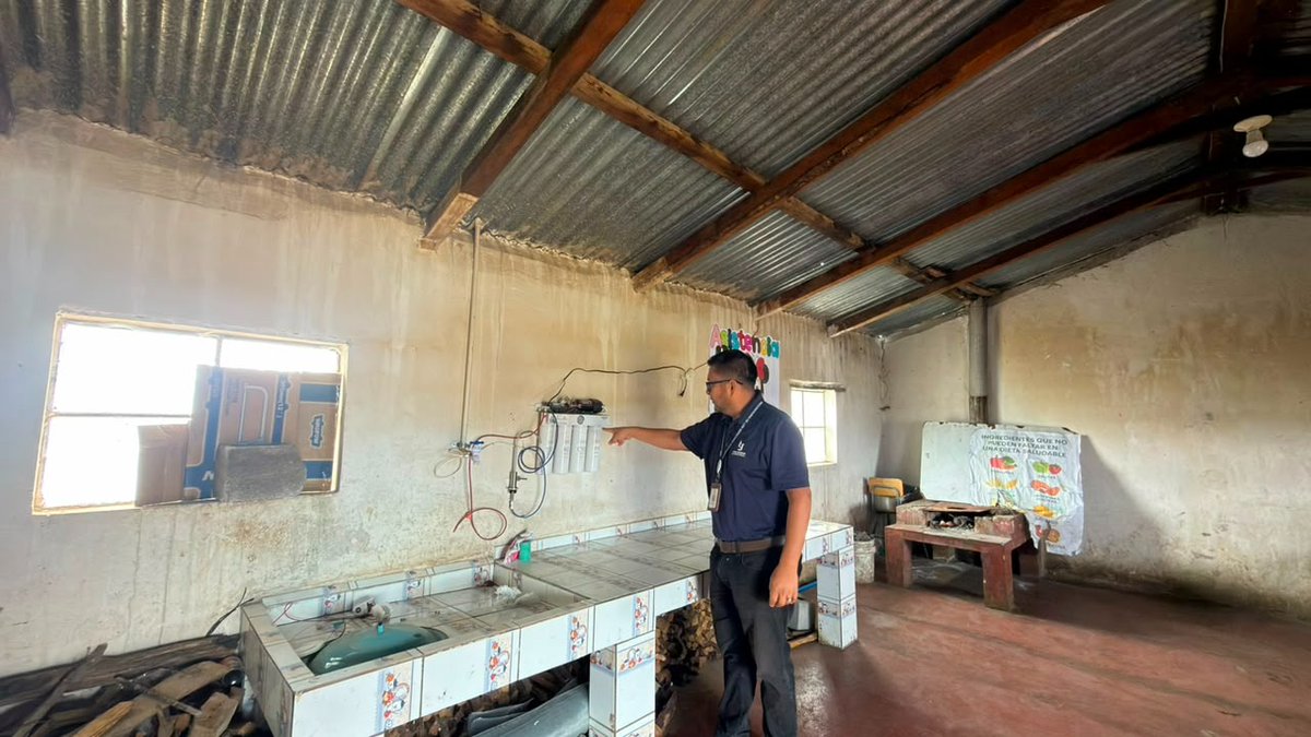 PDHgt's tweet photo. 📍#Huehuetenango
La 🚐#PDHMóvil verifica en centros educativos de #Aguacatán y #Chiantla la atención a estudiantes en #movilidadhumana y retornados.
✅Se constata la aplicación de protocolos y la equiparación de estudios para que se garantice una #EducaciónInclusiva.
Lea la nota completa 👇🔗
https://t.co/lWSn0Akhxh