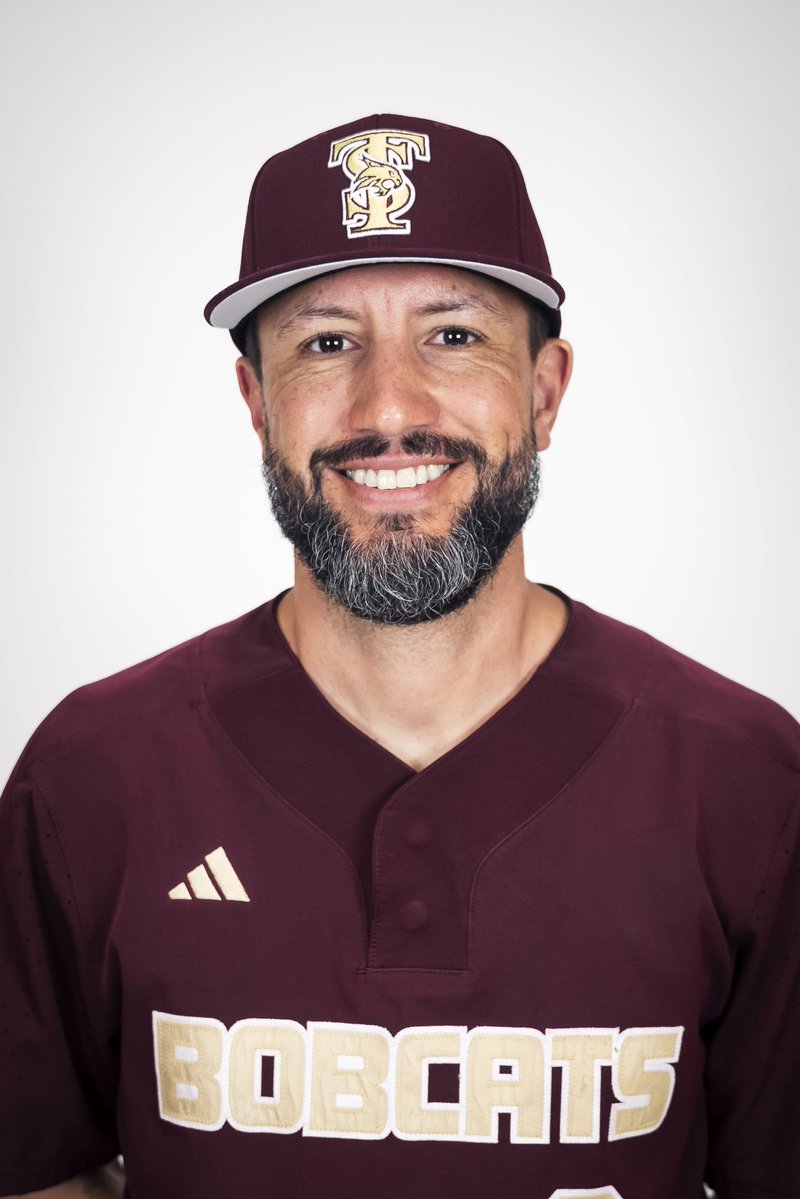 TxStateBaseball's tweet photo. Join us in wishing Coach Guarno a 𝒉𝒂𝒑𝒑𝒚 𝒃𝒊𝒓𝒕𝒉𝒅𝒂𝒚!

#EatEmUp | @rguarno https://t.co/lQbh25F3kA