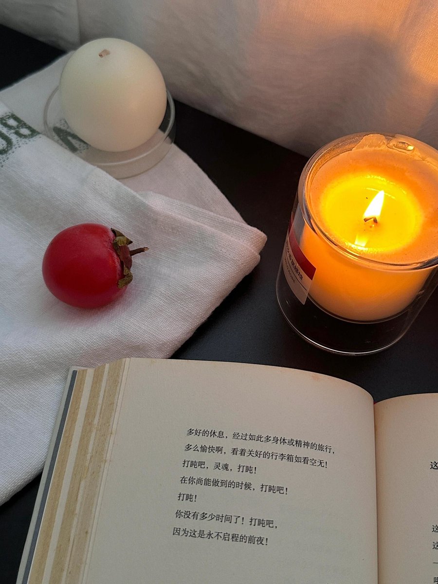 Tony34480926927's tweet photo. Adjusting your sleep schedule Start small—go to bed 15 mins earlier and wake up 15 mins earlier daily. Small steps build a healthier, more energized routine! https://t.co/e1uECpnYYl