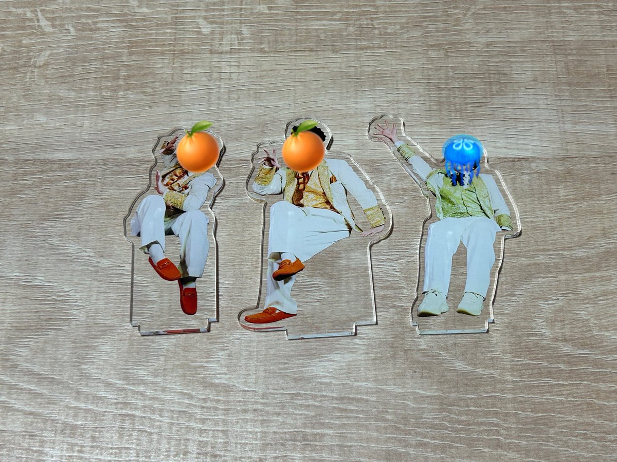 tag_8l2's tweet photo. 【交換・譲渡】RAB ESPICE うぇうぇコヨトル 写真集グッズ

求:1枚目ピンク>水色、アクスタ🐭左
譲:2～4枚目(数字は枚数です)、定価(＋送料)

ブロマイドを非常に求めております。
郵送、9月東京体育館でのお取引希望です。

求は買取もいたします。
検索からもお気軽にお声掛けください。 https://t.co/qaRrqbciry