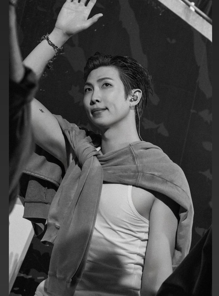 BTS_twt_RMJOON's tweet photo. https://t.co/oDUvZuqnPm