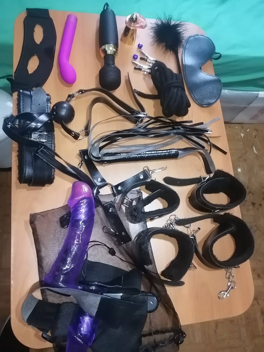 Morenohotjd's tweet photo. Así me gusta jugar con las parejas indicadas #trios #HmH #parejassantiago #doblepenetracionvaginal #inter #swinger https://t.co/ClsWK9arQb