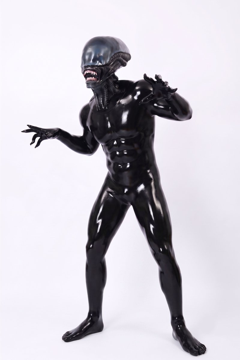 Smitizen's tweet photo. Fear the unknown.
Then become it. 👽
https://t.co/jxO7bzuVqn
#Xenomorph #AlienCosplay #SciFiHorror #AlienMask #DarkAesthetic
#Alien #Xenomorph #BeyondHuman https://t.co/fs2mkkUi0B