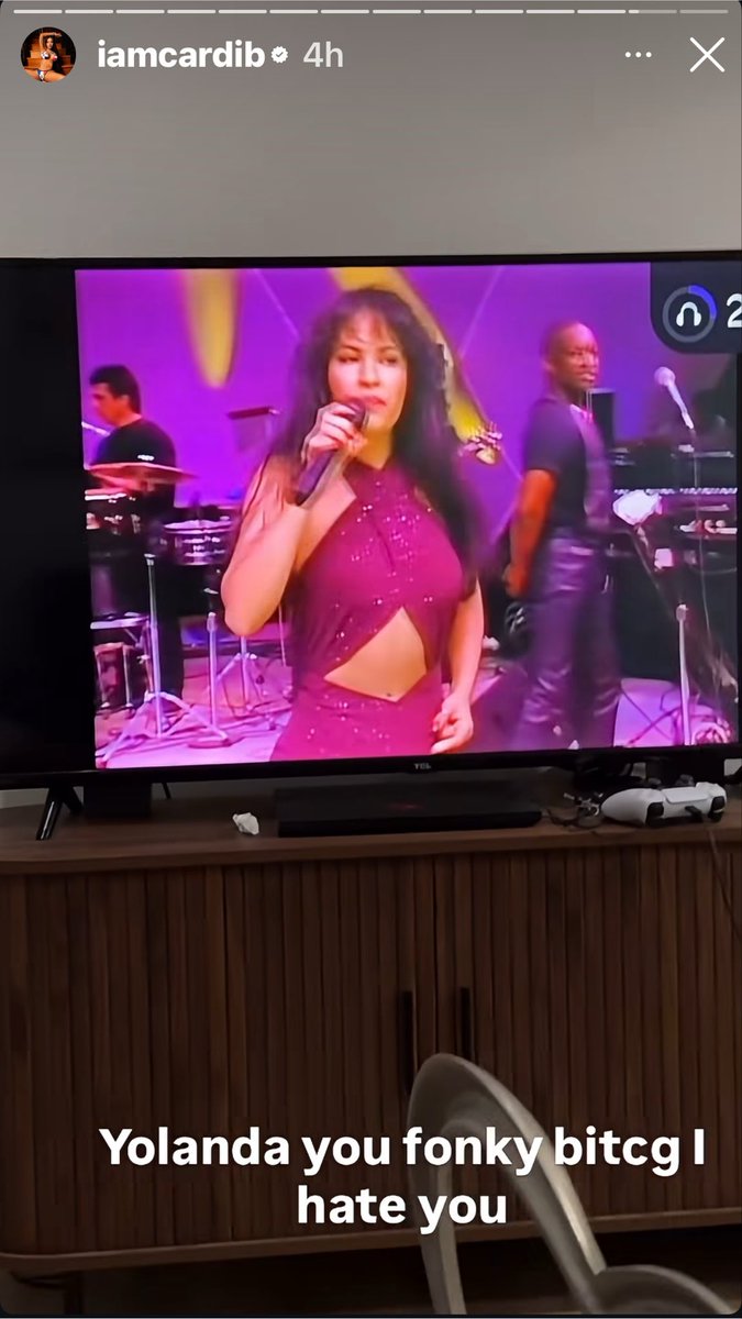 HTXAngel8's tweet photo. It really is fuck Yolanda forever!!! https://t.co/6Vwo4taMIB