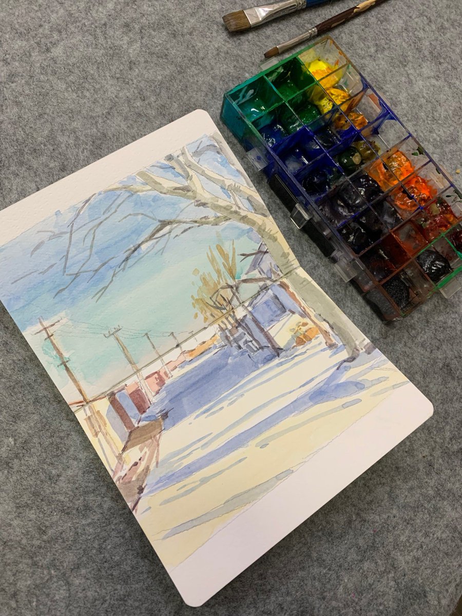 fourcadeguilla1's tweet photo. Today’s art moment: lost in the soft layers of watercolor sketches at the community studio—small brushstrokes, big joy. https://t.co/2ODSHTxAOP