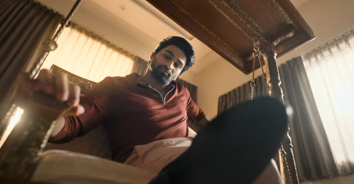 telugulyrics999's tweet photo. The #KIKUCHIRANJEEVI Trailer is here and it’s intriguing packed with emotion, mass moments, and engaging visuals, this trailer sets the tone for emotional actioner.

https://t.co/L06t4mfVal

In theatres worldwide on August 28th

-- https://t.co/dow8i91BEa…

Starring: @KikuYanamala
#kashishkhannn #tanikellabharani #iameaswarirao #Goparajuramana 
Producer: @DeeptiNadiminti 
Director: @ShubhaSaiVenkat
DOP: @sathwiujju
Editor: @ChotakPrasad 
Music Director: #ShekarChandraMusic