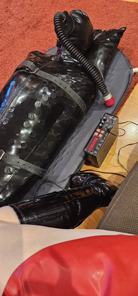 misstrealaka's tweet photo. Pic from last night #estim #chasity with spikes all nice and cosy in a tight latex sleepsack https://t.co/9TRVapCXl3