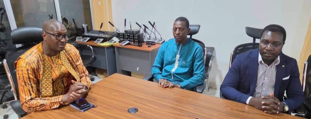 INSGN224's tweet photo. COMPTES NATIONAUX
TRIMESTRIELS : L’INS PASSE A LA NOUVELLE ANNÉE DE BASE 2018, CONFORMÉMENT SCN 2008
#RGE1 #INS #insguinee #Simandou2040

https://t.co/bM44PW7URq https://t.co/gUvdggA4Tf