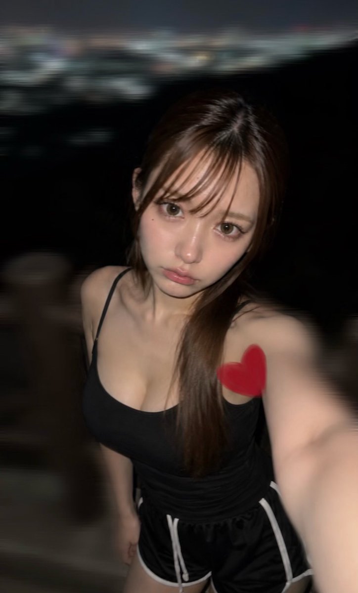 JakeEagles13's tweet photo. 夜景見に来てた人たちにｼﾞﾛｼﾞﾛ見られてた🥹 https://t.co/SCKG58rVYr