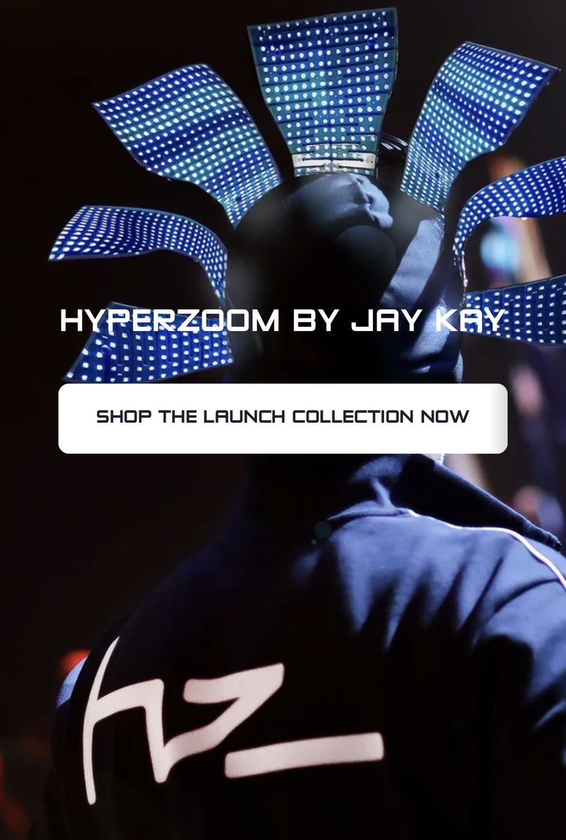 ARSYM14's tweet photo. 昨日サマソニでJamiroquaiで
hyperzoomのジャージめちゃ欲しくなったけど
あれは踊って歌えるJKだから似合うやつだ！
と言い聞かせて買うのやめた。
adidasのビンテージにしよ🤗
#Jamiroquai
#サマソニ https://t.co/Xn288VF3vd