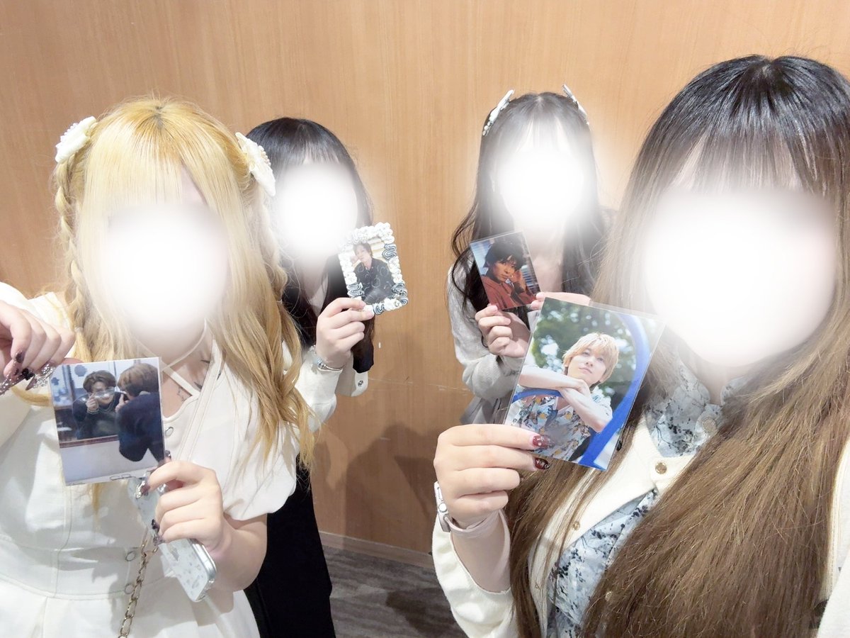 uu_chan_sleep's tweet photo. 再びご招待いただき(‼️)岩城さんのトーク＆お歌のイベントに行ってきました🎶
にゃにゃちゃからたくさん岩城さんのお話聞いてたけどやっぱり久々の岩城さんって言葉選びのための推敲とかお話の仕方とか考え方とか素敵すぎるなあと毎回思う՞⸝⸝˶ᵔ ᵕ ᵔ˶⸝⸝՞💭
アルパカ行進曲忘れられず音源化待機😭 https://t.co/TR03jVk2f3
