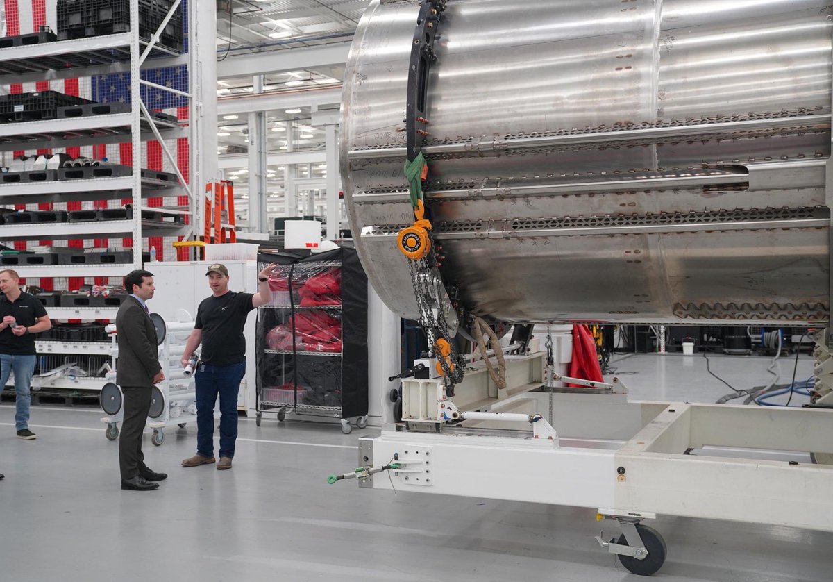 Sonderling47's tweet photo. From the factory floor to the launch pad and into orbit, @SpaceX @StarbaseTX is where American ingenuity is pushing the frontiers of human exploration and potential.

I met with the American workers turning the impossible into reality and discussed how we can prepare the next generation to build what comes next. 🚀🇺🇸