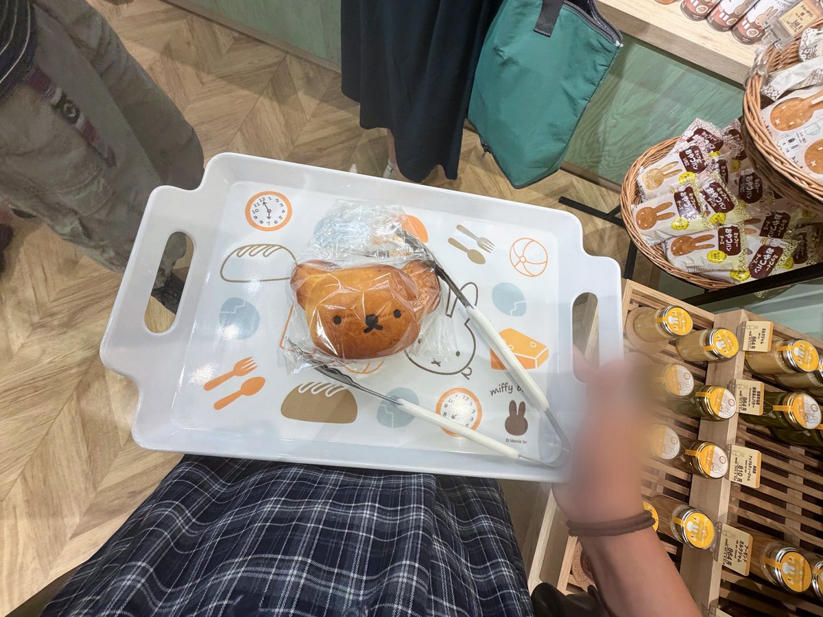 8pi5t's tweet photo. 草津と軽井沢いってきた https://t.co/Zlmzm68j1y