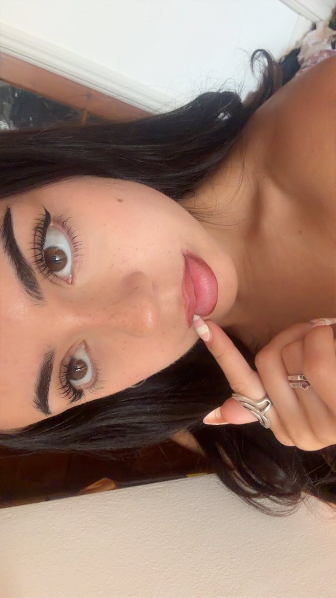 simp4mil's tweet photo. Let me fix those Monday blues 🤪 https://t.co/KaicsE08ZB
