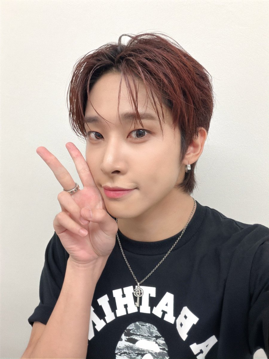 TRENDZ_OFFCL's tweet photo. [#리온] 내일부터 다시 화이팅!!

#FROM_TRENDZ #TO_FRIENDZ #TRENDZ #트렌드지 https://t.co/hpqNaxTiyo
