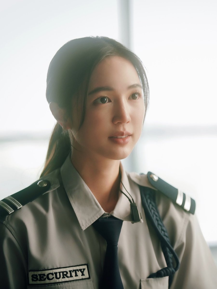 fanbuanalinthip's tweet photo. คุณดารัณเค้าฝากมากบอกค่า “EP.3–4 ดูรอไว้ก่อนนะ ส่วนพฤหัสนี้…ไม่พูดเยอะ เดี๋ยวหาว่าสปอย 👀 แต่พีคมากกกกกก!!🔥”

 #รักษ์ #toloveandcherish #บัวนลินทิพย์ https://t.co/0XGW29uUft