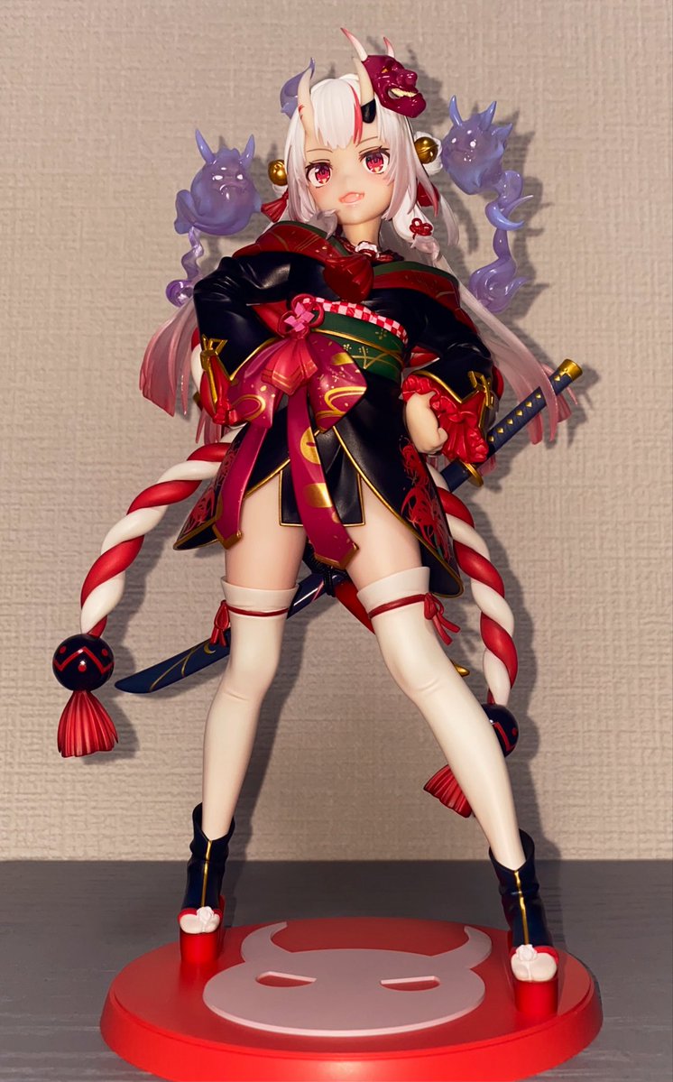 kashimaDiVE's tweet photo. Vtuberさんのフィギュアはしぐれうい以来２体目✌️

水着とか露出多いのばっか持ってるけどしっかり衣装のは細かいところまで見応えあって映える⚔️
長いことちゃんとした推し決まらなかったけど完全にお嬢の推しだ余😈

#百鬼あやめ
#フィギュア https://t.co/PxIT1VjLVz