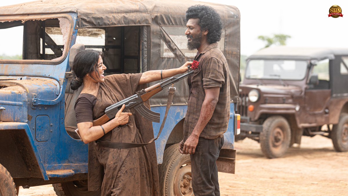 sunpictures's tweet photo. Moments of Das and Chandra from the world of #DC 🌹🔫

@Dir_Lokesh @ArunMatheswaran @anirudhofficial #WamiqaGabbi @isanjkayy @mukesh_DOP @editor_prasanna @skannanartdir @PC_stunts @kabilanchelliah @kuchirayar73 @RIAZtheboss https://t.co/oWONqdUYIJ
