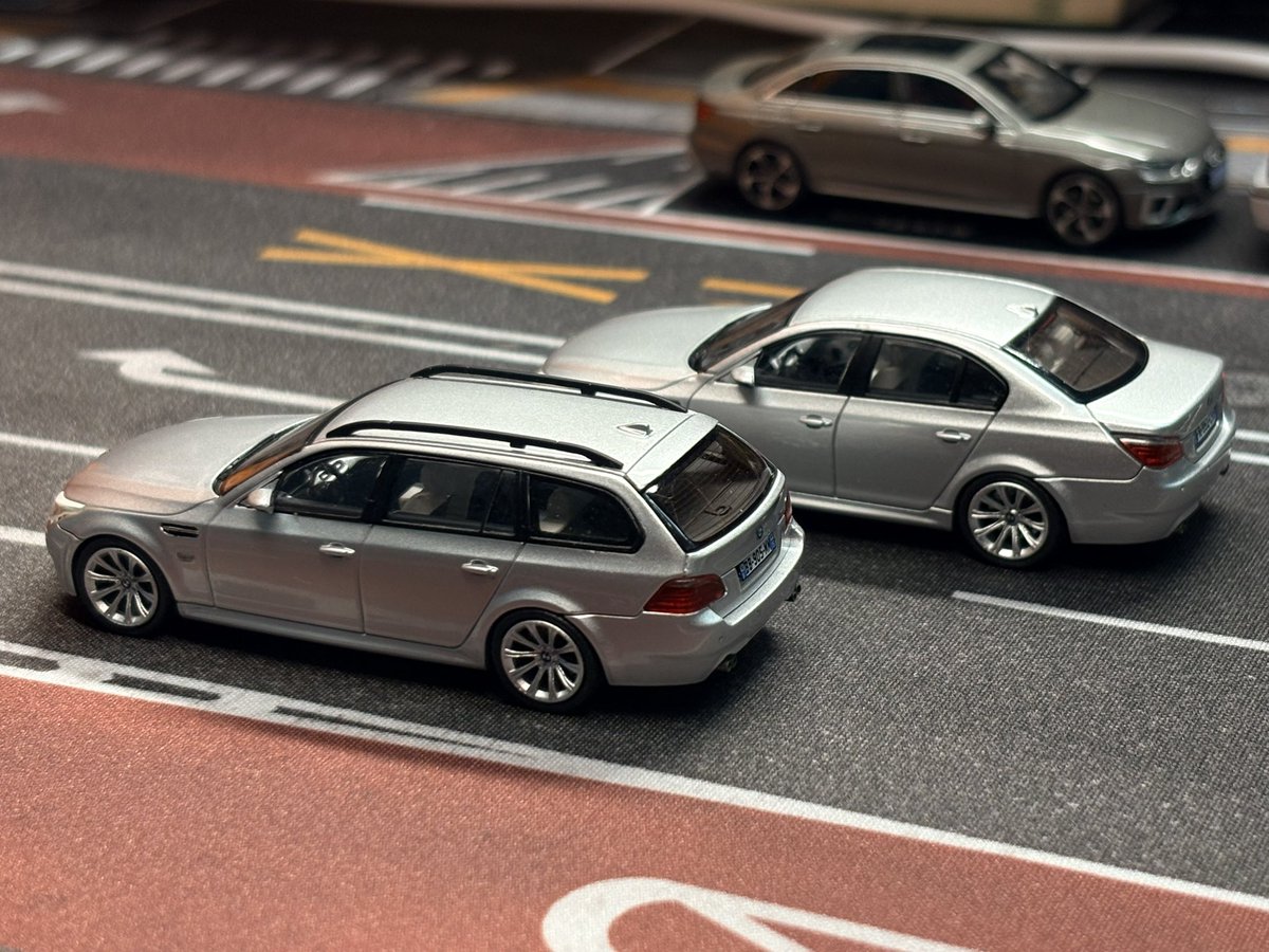 Stagea_300RX's tweet photo. King Model 1/64 BMW M5/M5 Touring 

#ミニカー
#kingmodel https://t.co/Z5JuvkGTtM