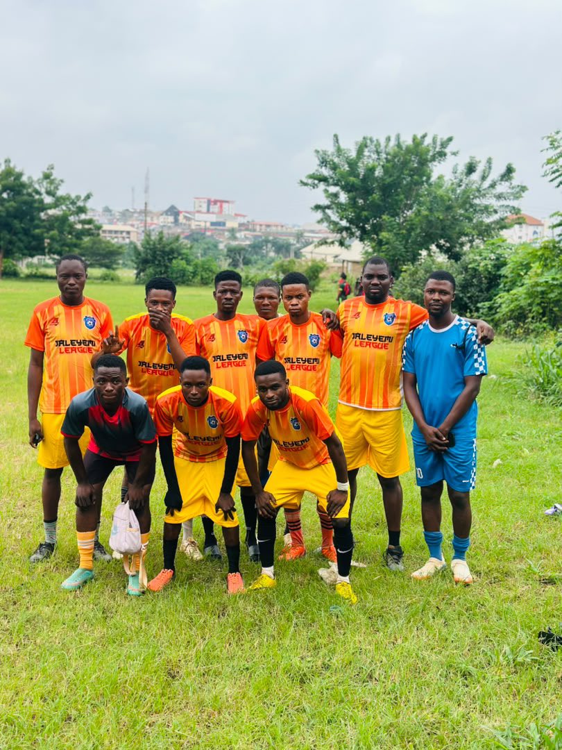 Faruq_iv's tweet photo. Jersey branding crafted with soul, fit for performance. https://t.co/zsCV0a9pB3