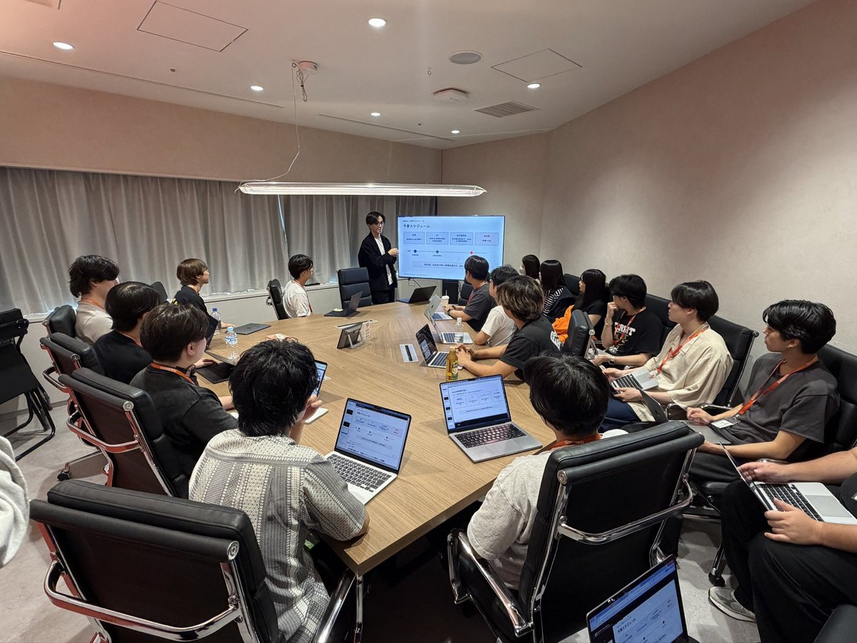 AD_PDCA's tweet photo. 【運用講義】

ナハト様にお伺いして、リード案件の運用講義をさせていただきました。

社内での講義は続けてきましたが、社外の会社様に向けてお話しする機会をいただけるのは、本当にありがたいです。

内容は、リード案件の運用について。現場で検証してきたことを、言語化してお伝えしました。

時間が限られていたので、参加して頂いた方を巻き込めず、情報を詰め込みすぎたのが反省点です🙇‍♂️

今回の講義資料は、お問い合わせをいただけるようであれば、配布も検討しようと思っています。ご興味のある方は、DMからお気軽にご連絡ください。

貴重な機会を頂き、ありがとうございました