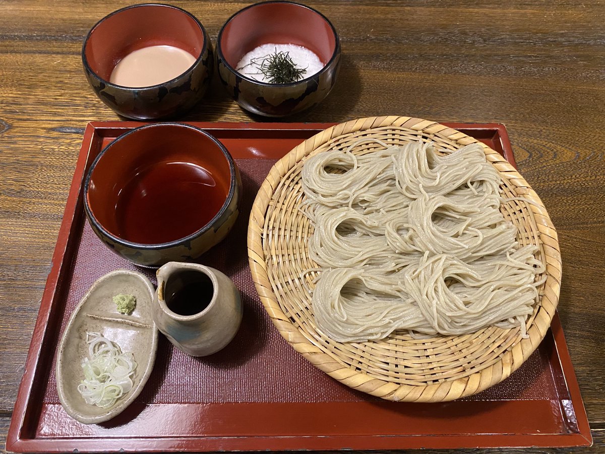 gorilla_desuyon's tweet photo. 日帰り長野旅行美味しかった https://t.co/IL8HythcAq
