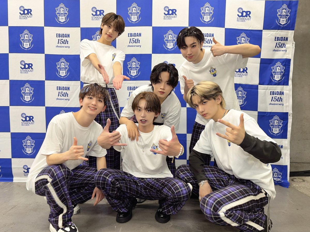Lienel_official's tweet photo. ＼🔔このあと23:59まで！／

#𝐋𝐢𝐞𝐧𝐞𝐥 𝟔𝐭𝐡 𝐋𝐢𝐯𝐞 𝐓𝐨𝐮𝐫 𝟐𝟎𝟐𝟔
ロマンティック・シンドローーム!!!!!!

9.13｜大阪 大阪国際会議場 メインホール
10.3-4｜愛知 岡谷鋼機名古屋公会堂 大ホール
11.18-19｜東京 Kanadevia Hall

🎫ローソンプレリク先行受付は、本日23:59まで！
この機会をお見逃しなく💨
https://t.co/iW4kA8F000