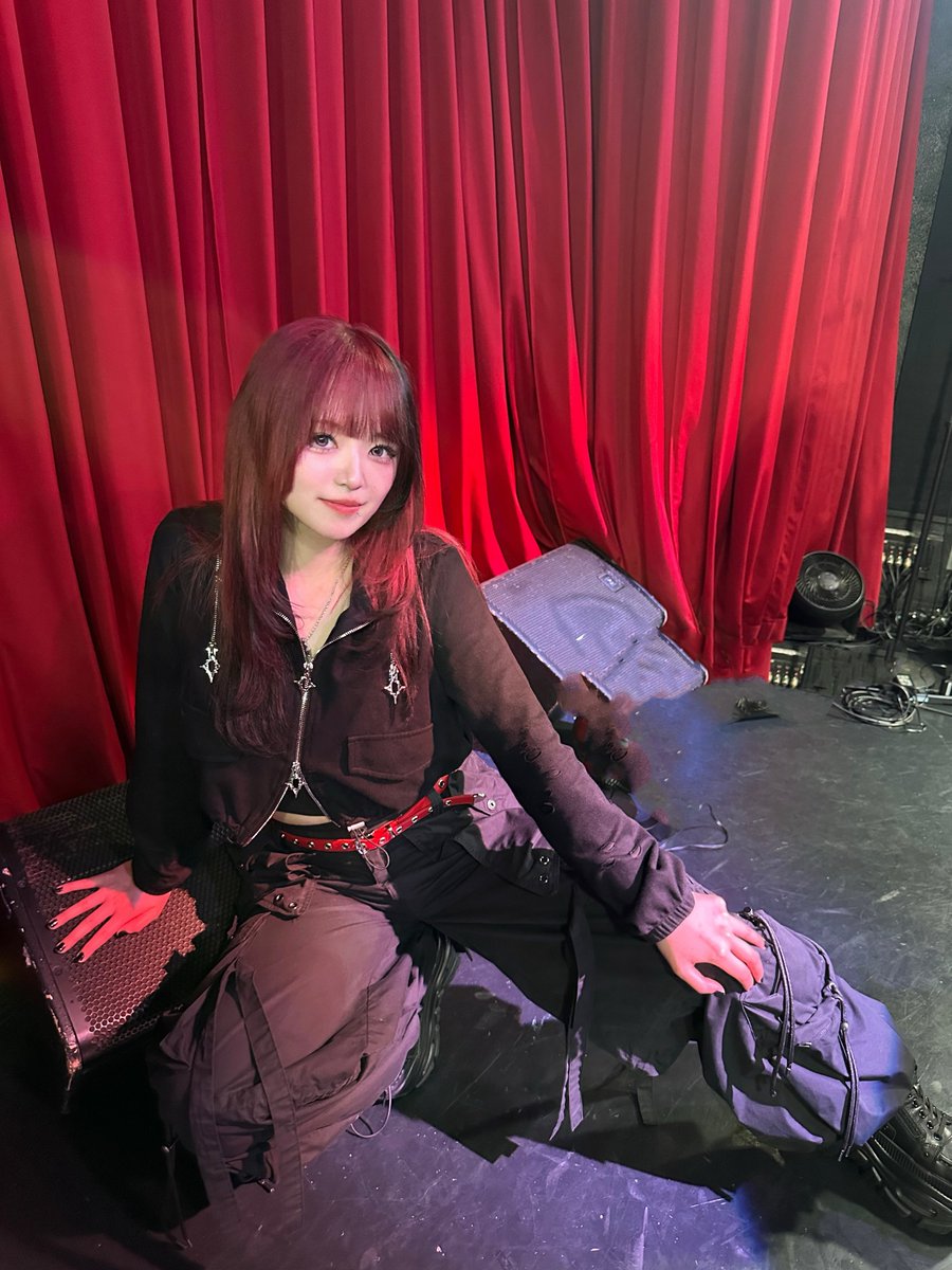 hohomi_443's tweet photo. そしてFCイベント2部
【Night of the NeØ】👾🪐
ネオコンセプトでPaleNeØネオ曲
つまりｺﾞﾘｺﾞﾘなセトリ🔥

ってことはよ！こういう服装だよね！と思いコーデ組ませて貰いました❤️‍🔥

FC入ってよかった、パレネオ好きで良かったって思って貰えたのが何より嬉しい😌

またやりたいჱ̒⸝⸝•̀֊•́⸝⸝) https://t.co/Dah1nk91cb