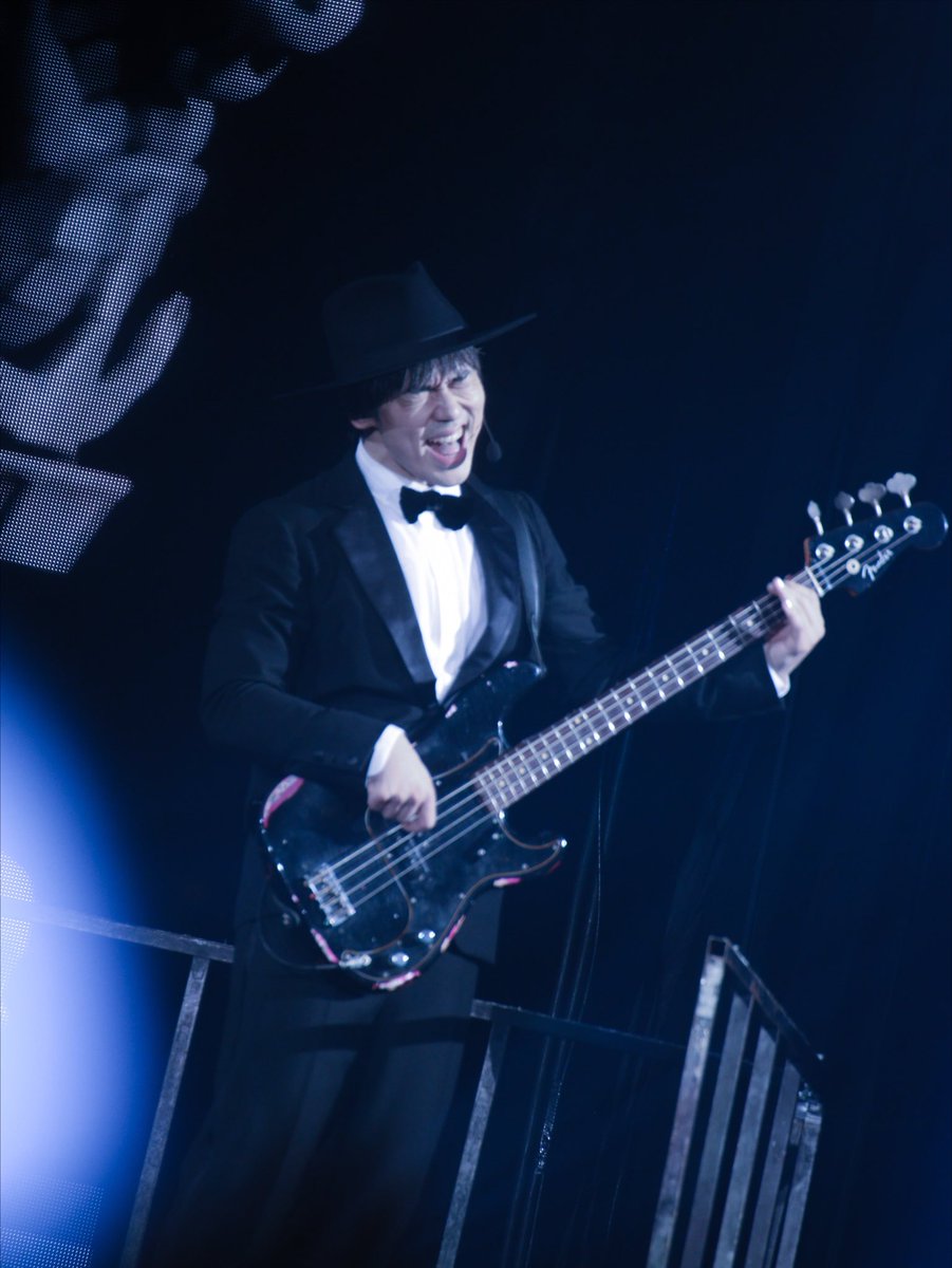 x___ask___x's tweet photo. 眩しい人
#thecinema
#sekainoowari
@Nakajin_sekaino https://t.co/iNw5YznL7x