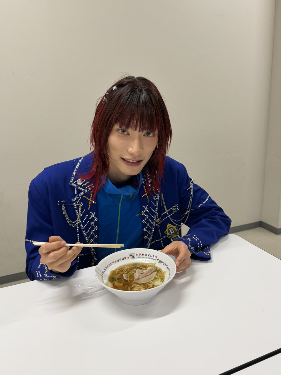 riji2017's tweet photo. 1人ラーメンズ
#楽　#スパドラ　#EBIDAN
#エビライ https://t.co/MtqOOny6es