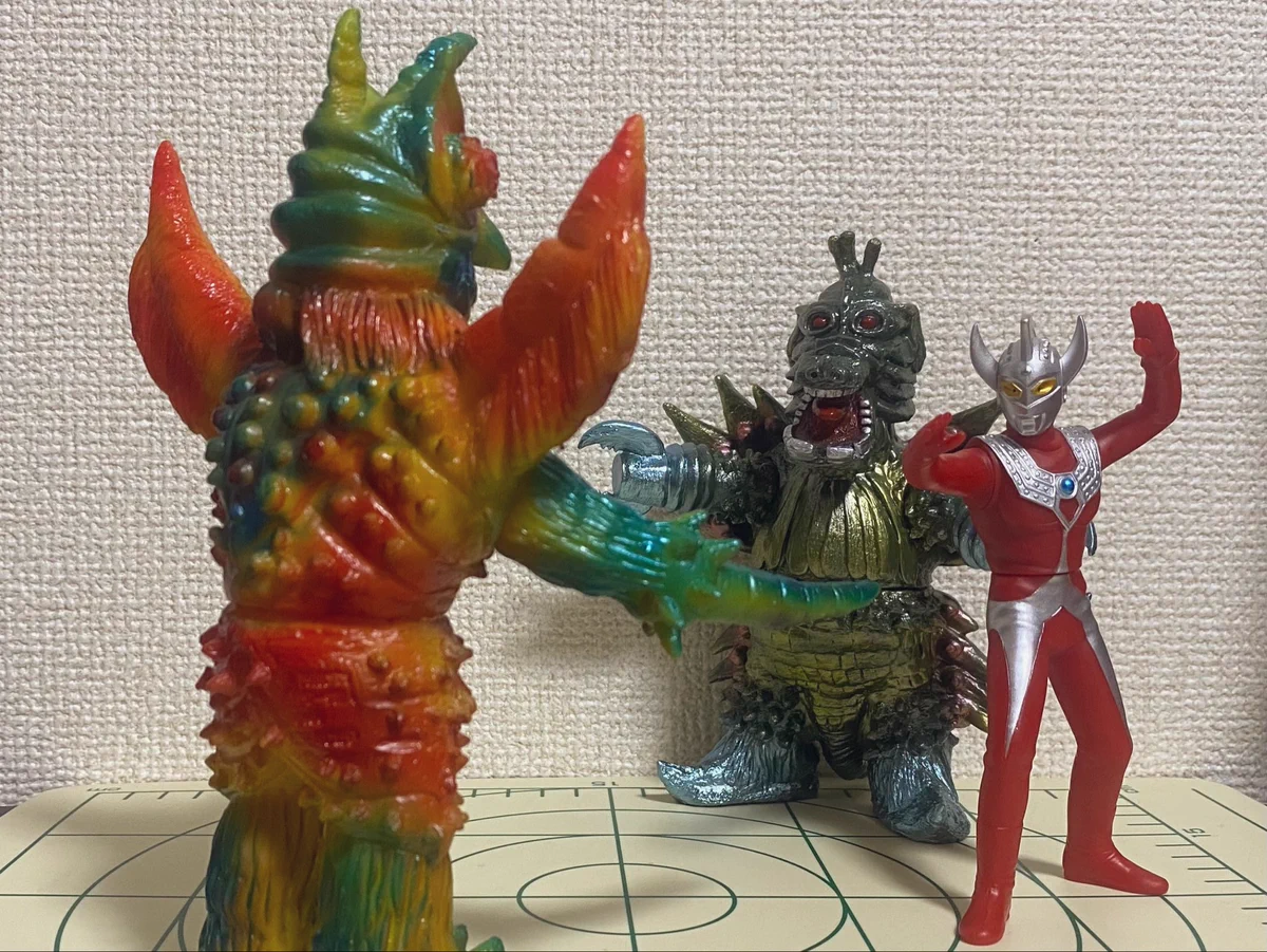K.K.Craft らくがき怪獣ゴンゴロス ソフビ GvtKZDBXIAApy3g.jpg:large