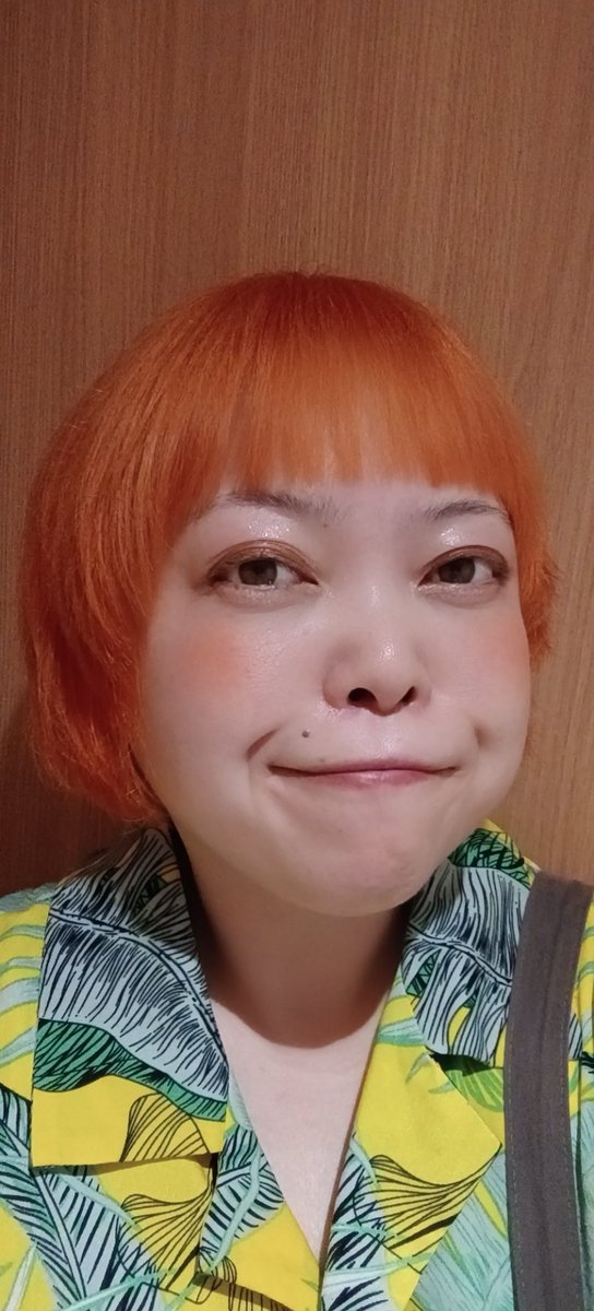ponchan0820's tweet photo. オレンジにしたよー🍊

チャイルドプレイのチャッキーじゃないよー🔪

明日M-1だよー🔥

気合いだー💪 https://t.co/6n2GZ9lTr0