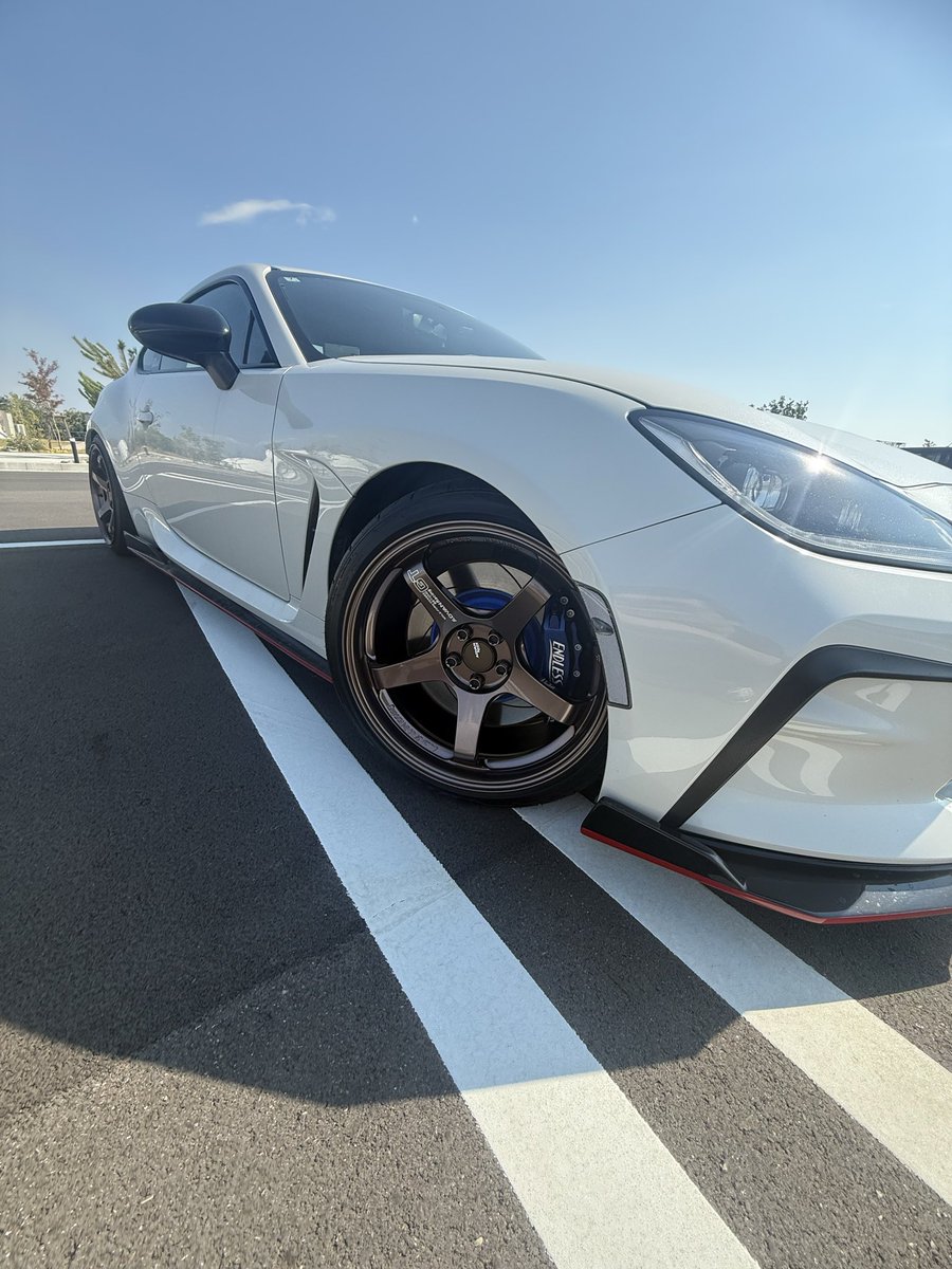 gr86_spec's tweet photo. 緩募
ホイール売るよ！って言ったら欲しい方居ますか？

ADVAN GT BEYOND
９.5J   ＋45   18インチ　センターキャップ有り
1箇所飛び石傷有り。ガリ傷はありません。（今のところ…）

10月以降で愛知県内手渡し希望です。
金額は要相談ですが次のホイール資金にしたいと考えています。 https://t.co/RiMVeFaeKM