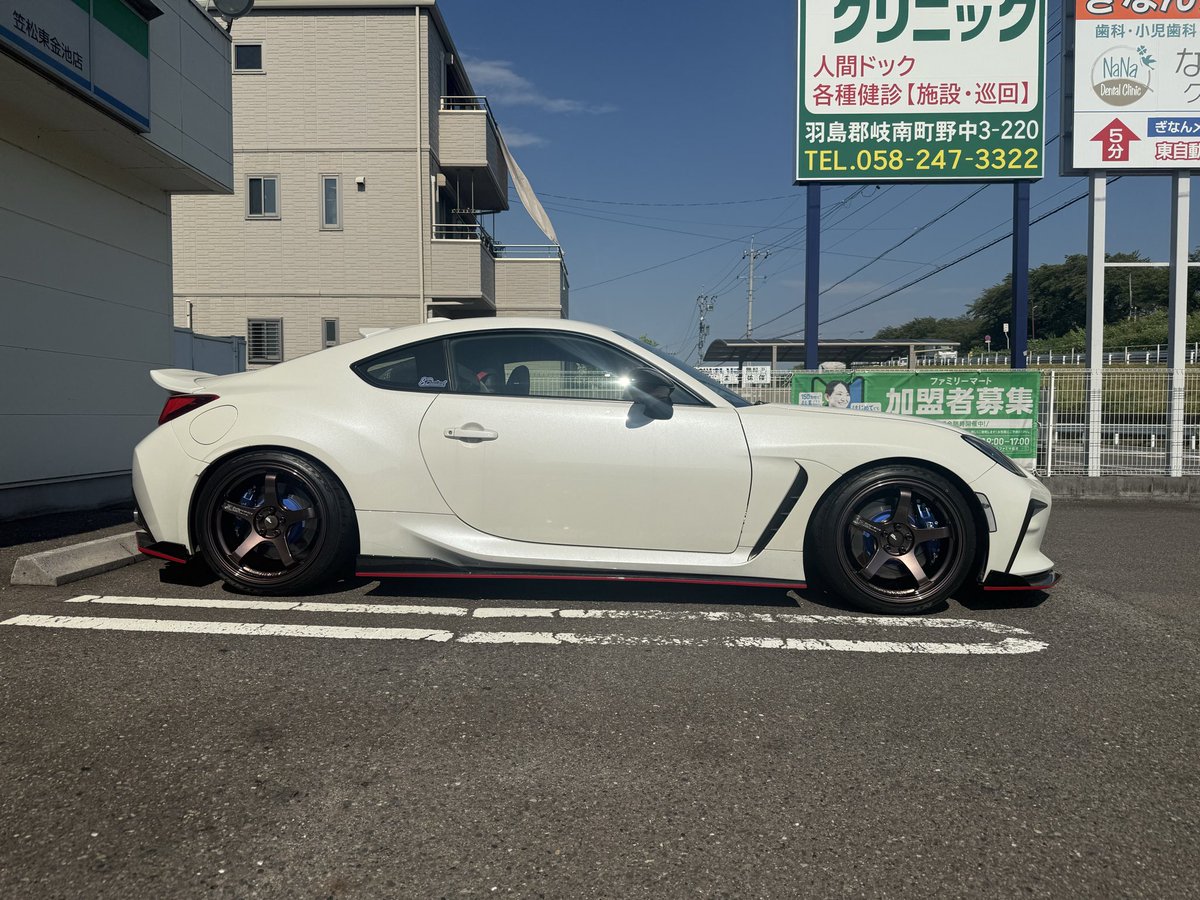 gr86_spec's tweet photo. 緩募
ホイール売るよ！って言ったら欲しい方居ますか？

ADVAN GT BEYOND
９.5J   ＋45   18インチ　センターキャップ有り
1箇所飛び石傷有り。ガリ傷はありません。（今のところ…）

10月以降で愛知県内手渡し希望です。
金額は要相談ですが次のホイール資金にしたいと考えています。 https://t.co/RiMVeFaeKM