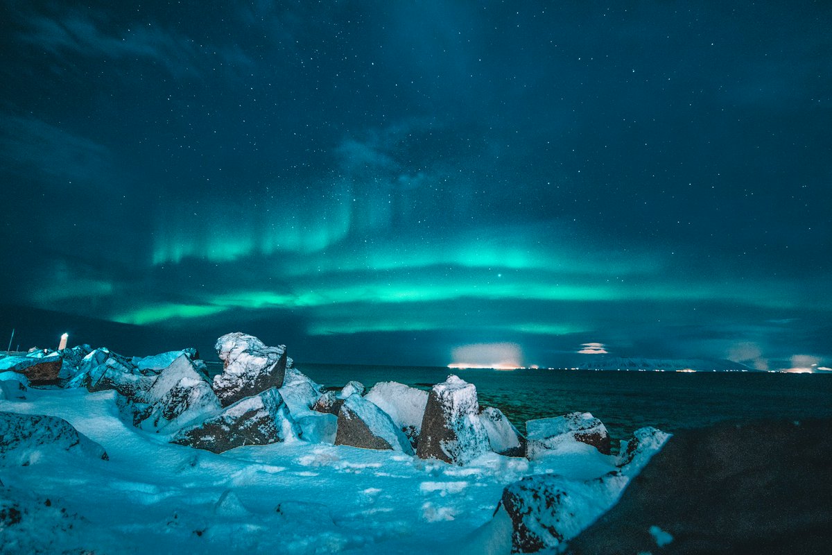 Dealabs's tweet photo. 🇮🇸✈️
Un ptit deal pour les aurores boréales
Le vol A/R depuis Paris pour Reykjavík à 84€ 👇
➡️ https://t.co/jI7DnHBz9z ⬅️ https://t.co/OWVzsnDTCC