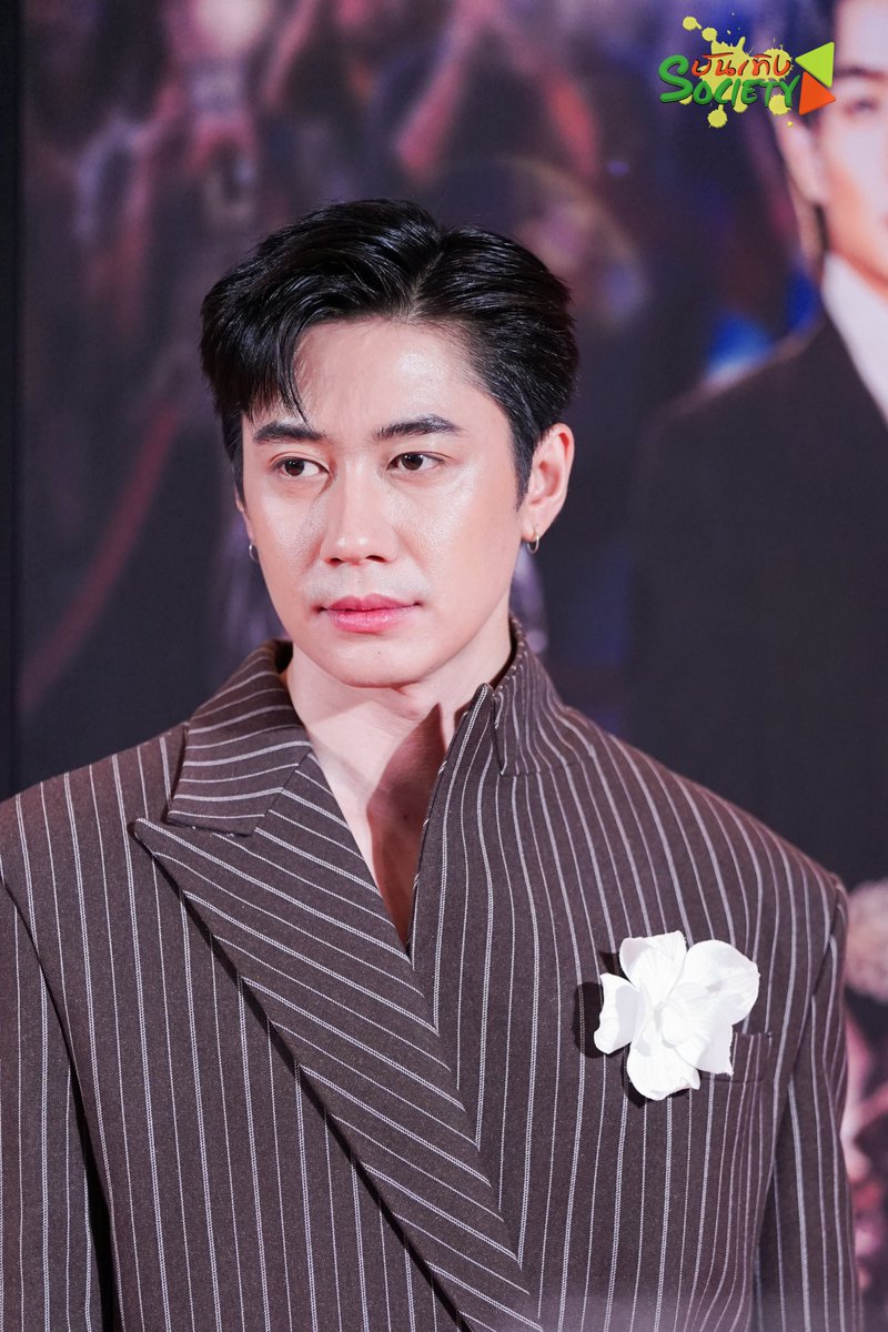 bunterngsociety's tweet photo. "แจม รชตะ"  ในงาน Gala Night ละครเวที "เมืองมารยา เดอะมิวสิคัล"

#JamRachata #แจมรชตะ 
#เมืองมารยาTheMusical 
#เมืองมารยาเดอะมิวสิคัล https://t.co/Pv10kkCZpT