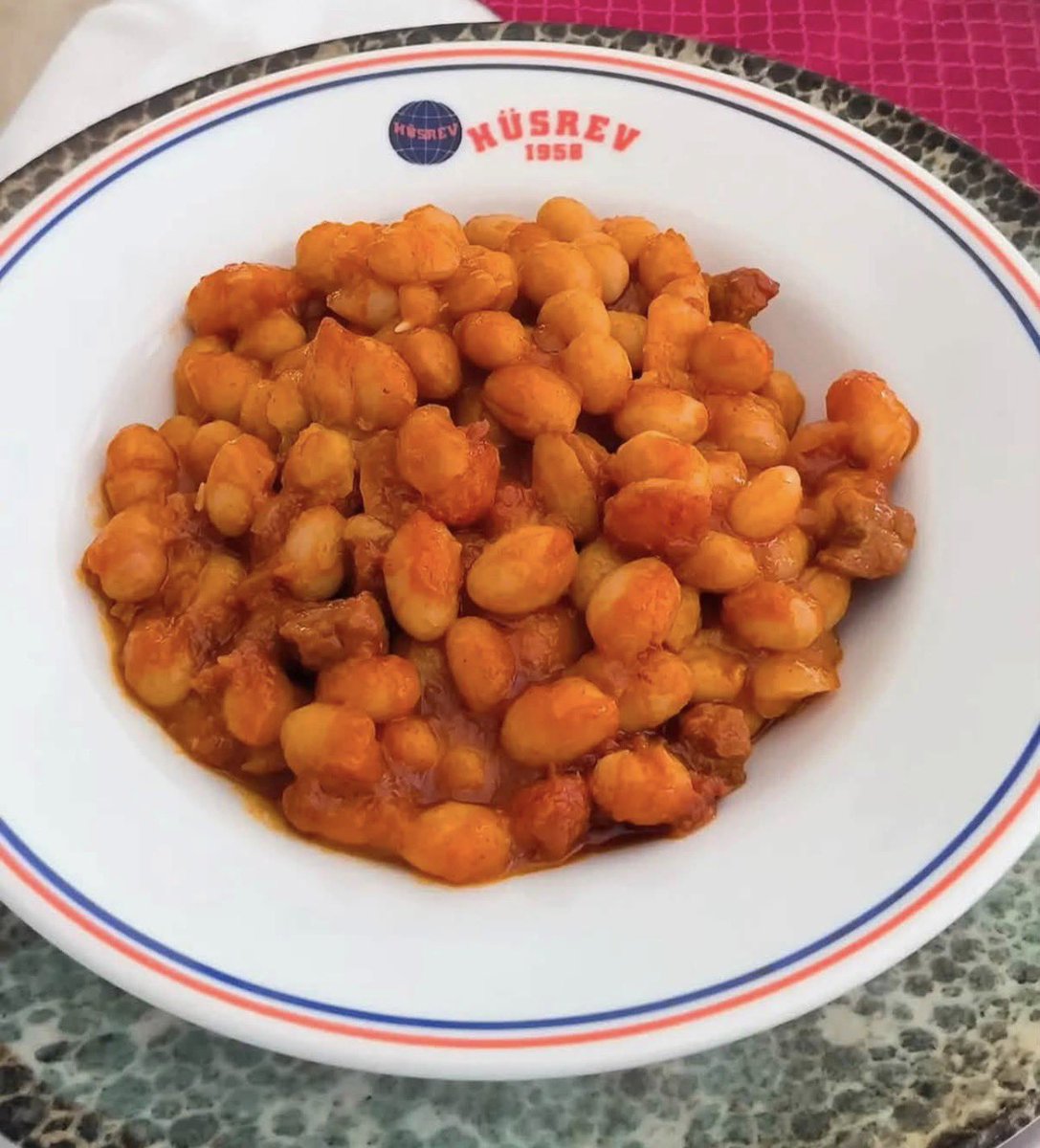 Bagimsiztaraf's tweet photo. Ankara’da bir lokantada gelen 3 bin 890 TL’lik hesap, menü fiyatlarını yeniden tartışmaya açtı. https://t.co/3e82aFxUtH