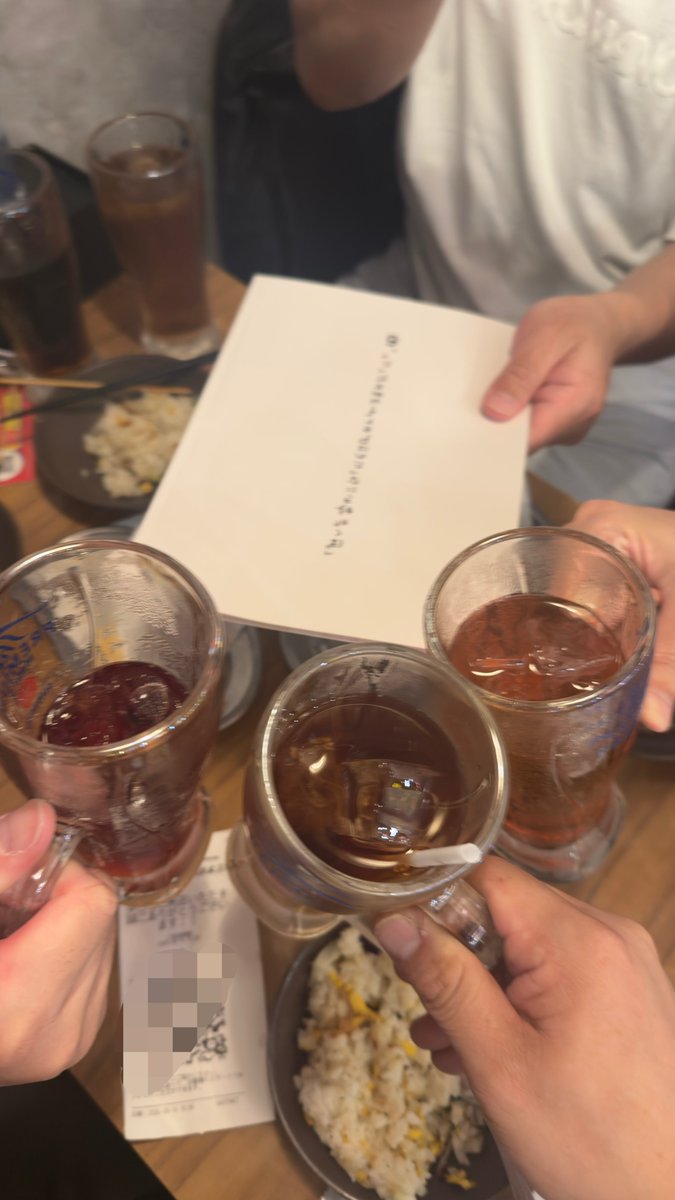 Solare_prfm's tweet photo. コミケ後prfmのFFさんと飲み会に。最後の写真は何！？w笑 https://t.co/veSRfyJzXX
