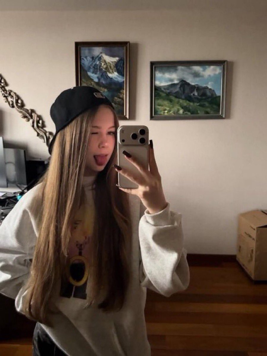 lailalailav's tweet photo. Wanna trade for free???      

Men onlyyyy📷 https://t.co/x2gvgWI1G9