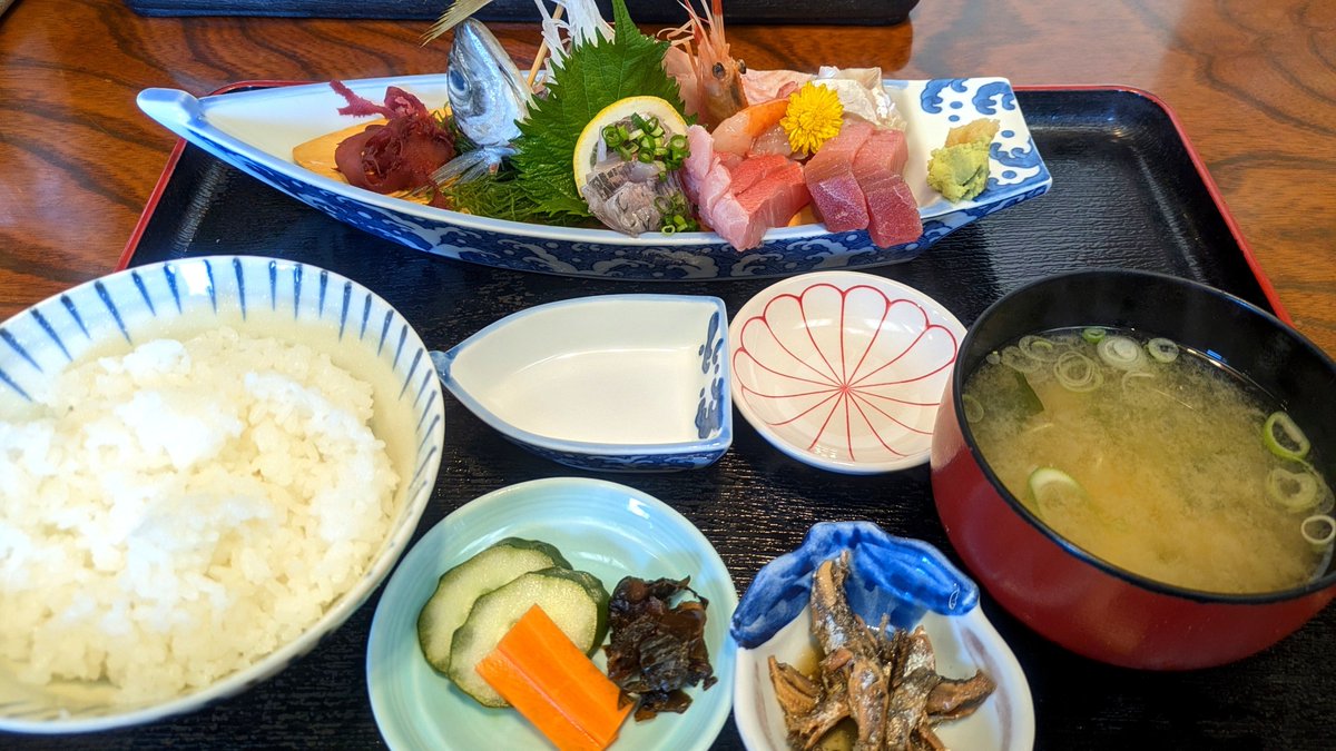 ke_tranquilo's tweet photo. ちょっと前に銚子で食べたランチ🐟✨ https://t.co/ziQEQtCFh2